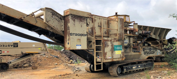 Kpi-jci Mobile Crushing Plant Including, Jaw Crusher, Feeder, Bins And Conveyors